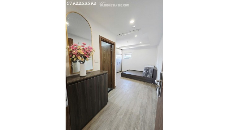 Bán Nhà Nguyễn Ngọc Vũ. Cầu Giấy. Diện tích 92m2. x7 tầng. Mặt tiền 7.2m2. Giá bán 27 tỷ